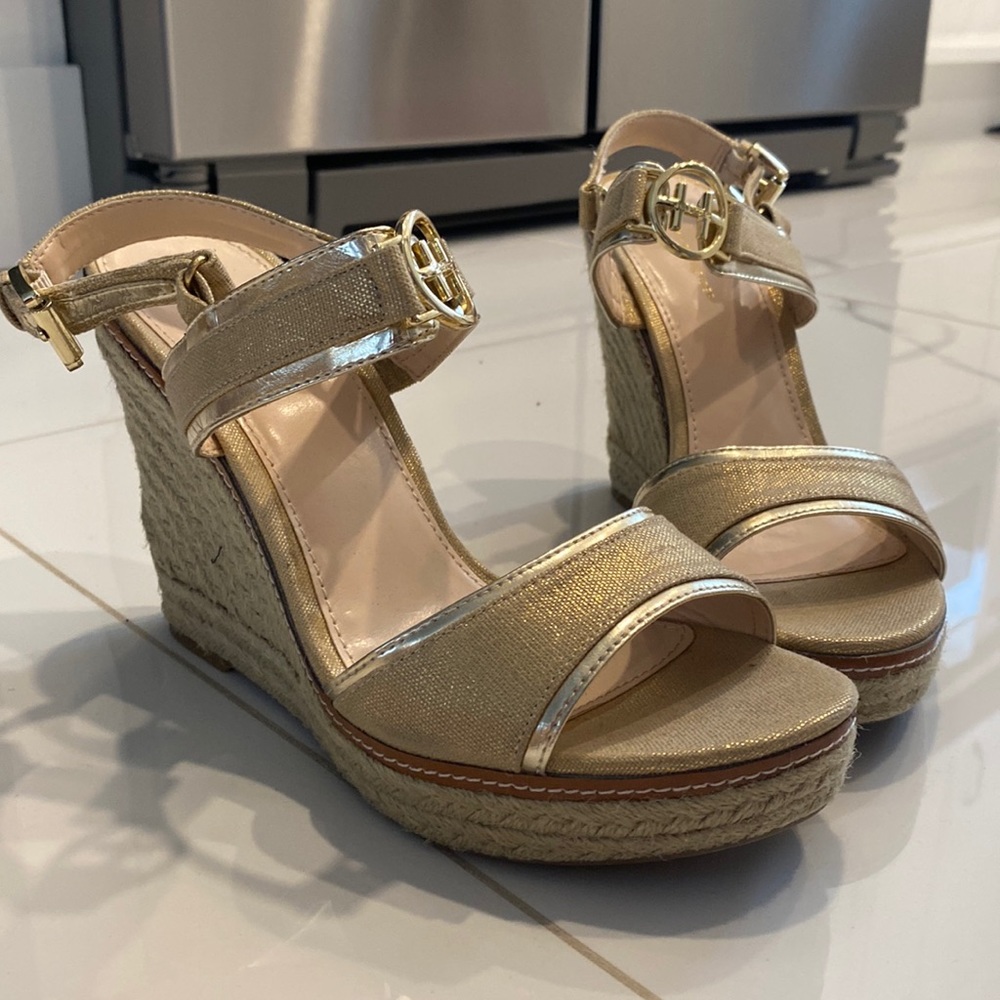 tommy hilfiger heals